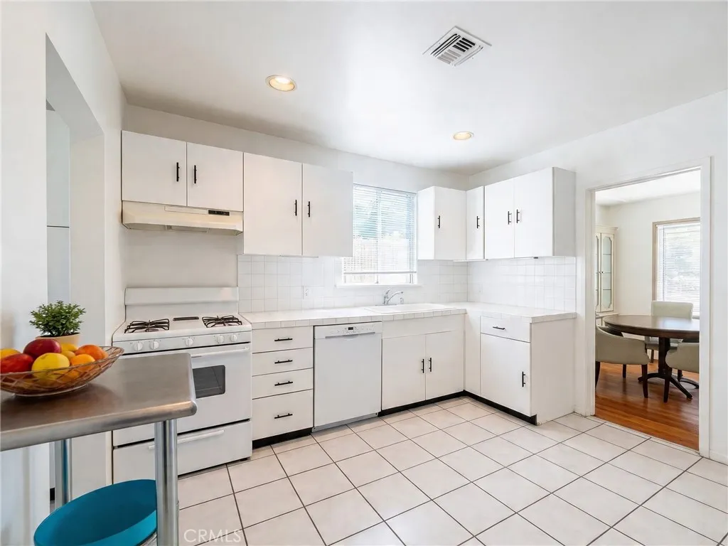 Additional image 31 of 4332 Sunnyslope Ave, Sherman Oaks, CA 91423
