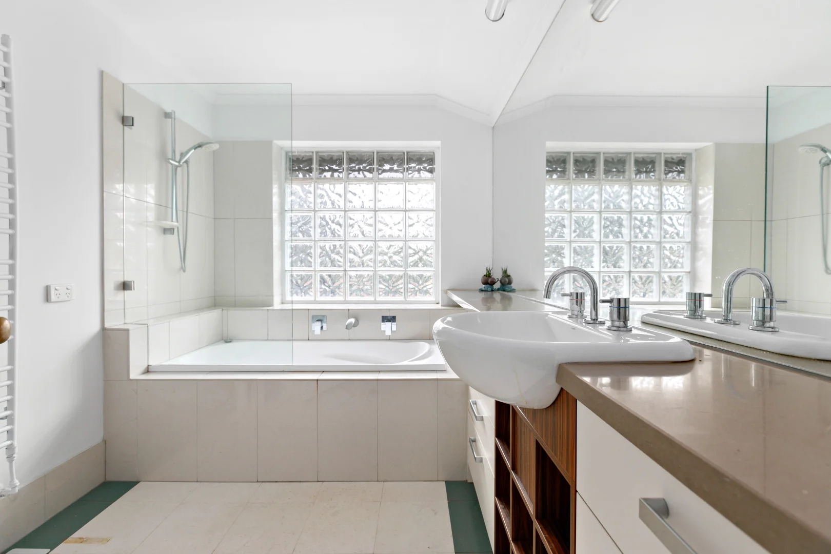 Additional image 15 of 3 Bridges Street, Glen Iris VIC 3146