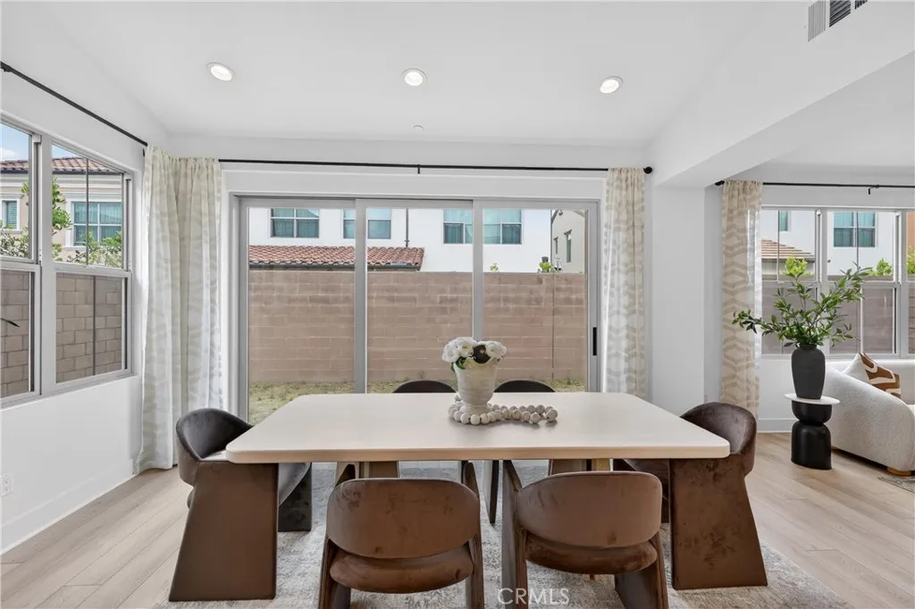 Additional image 54 of 155 Somera, Irvine, CA 92602