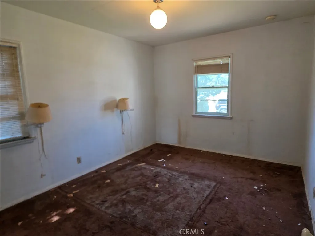 Additional image 33 of 7446 Dempsey Ave, Lake Balboa, CA 91406