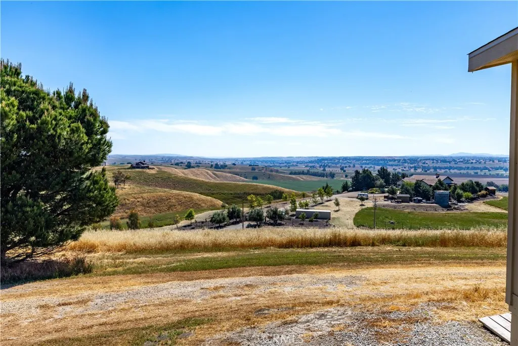 Additional image 140 of 1876 Rancho Lomas Way, San Miguel, CA 93451