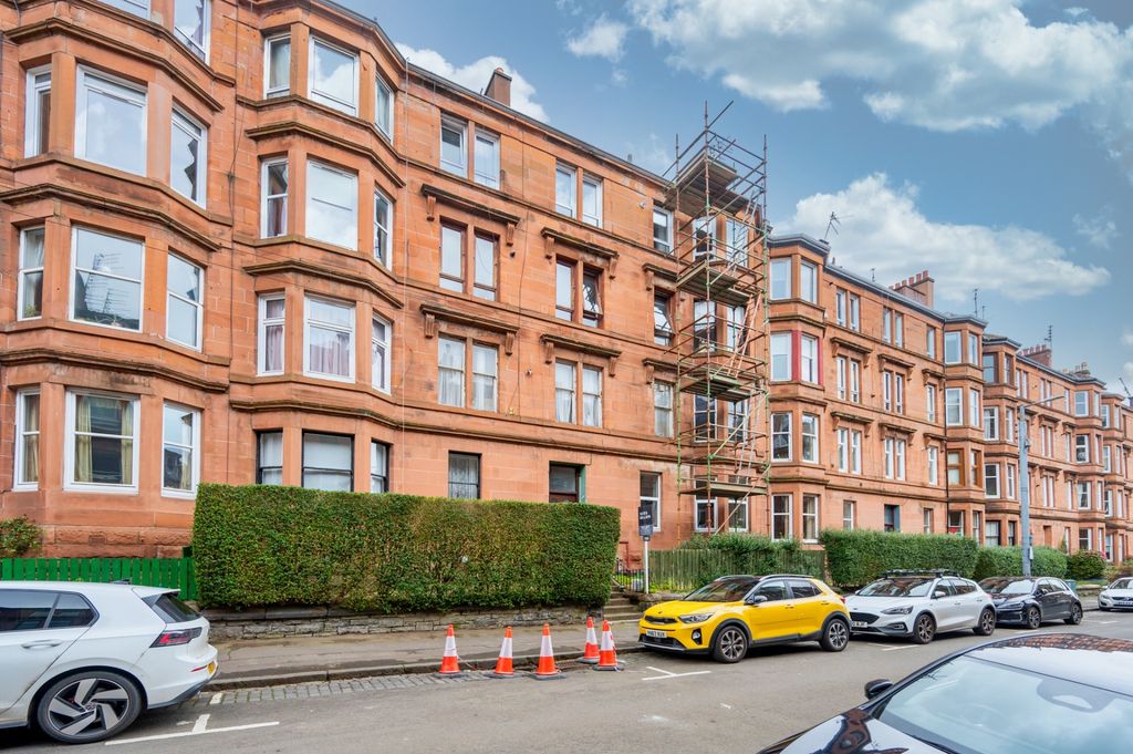 2 bed flat to rentWhite Street, Partick, Glasgow G11