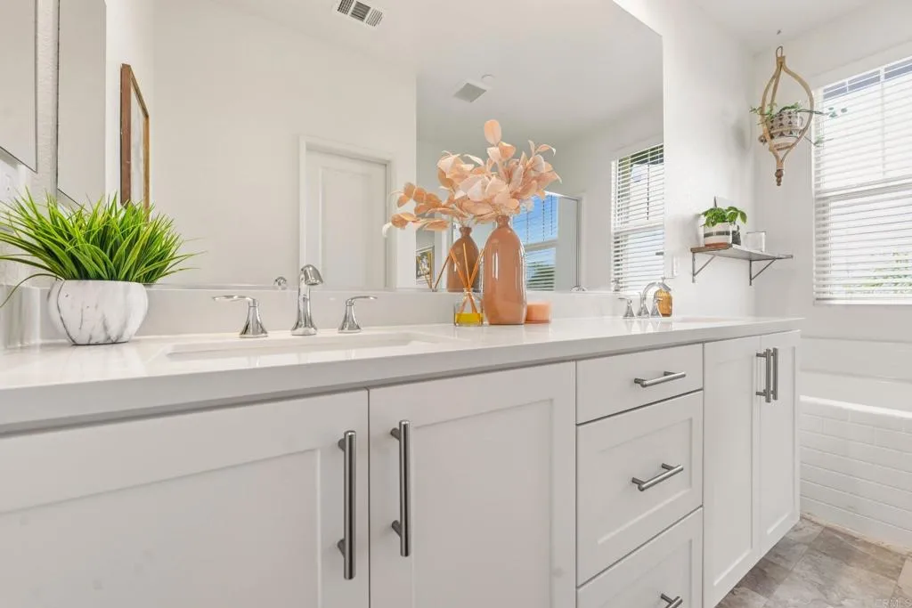 Additional image 22 of 1175 Via Lucero, Oceanside, CA 92056