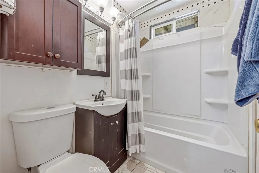 Additional image 21 of 1054 W 24th St, Merced, CA 95340