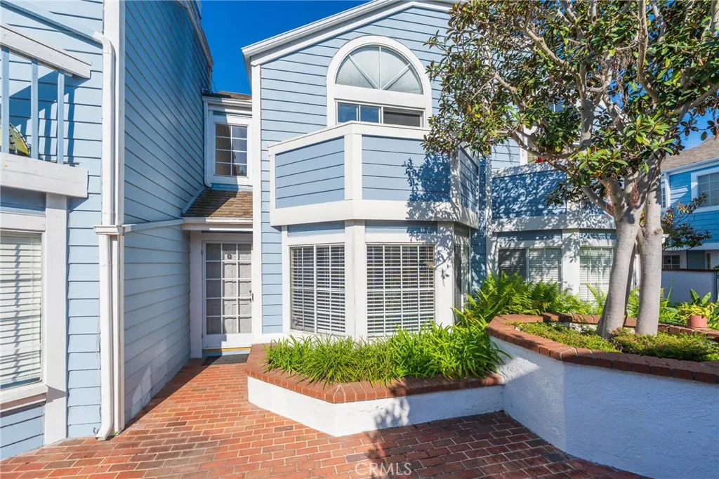 Additional image 2 of 315 N Winnipeg Place Unit I, Long Beach, CA 90814