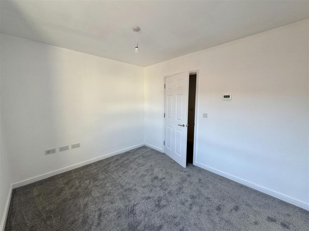 Additional image 8 of 1 bed flat to rentMaes Y Twr, Portskewett, Caldicot NP26