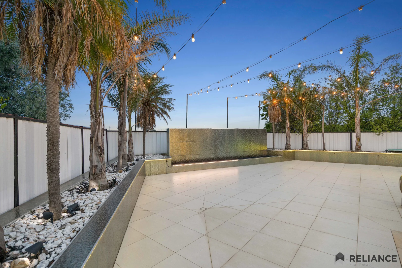 Additional image 35 of 8 Hanson Court, Taylors Lakes VIC 3038