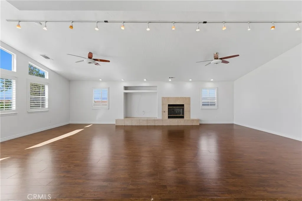 Additional image 26 of 20159 Majestic Dr, Apple Valley, CA 92308