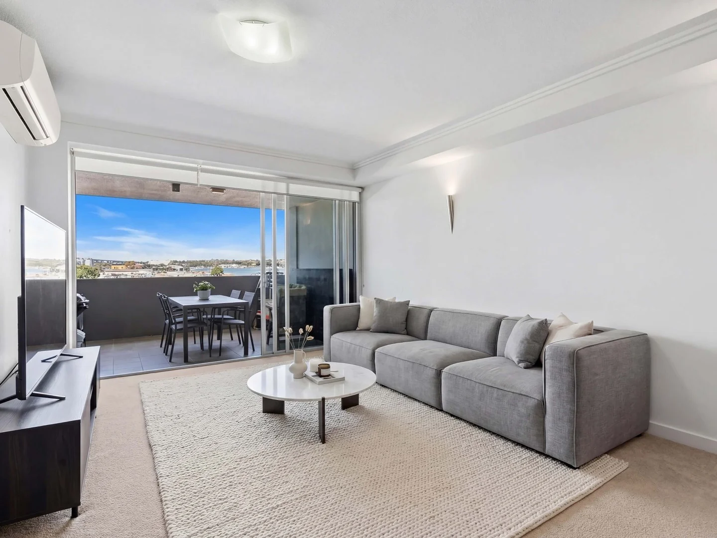 827/43 Hercules Street, Hamilton QLD 4007