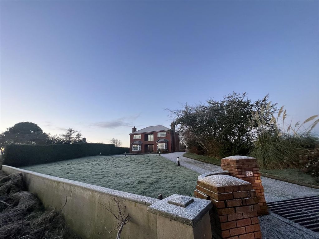 4 bed farmhouse to rentMoneyrannel Road, Limavady BT49