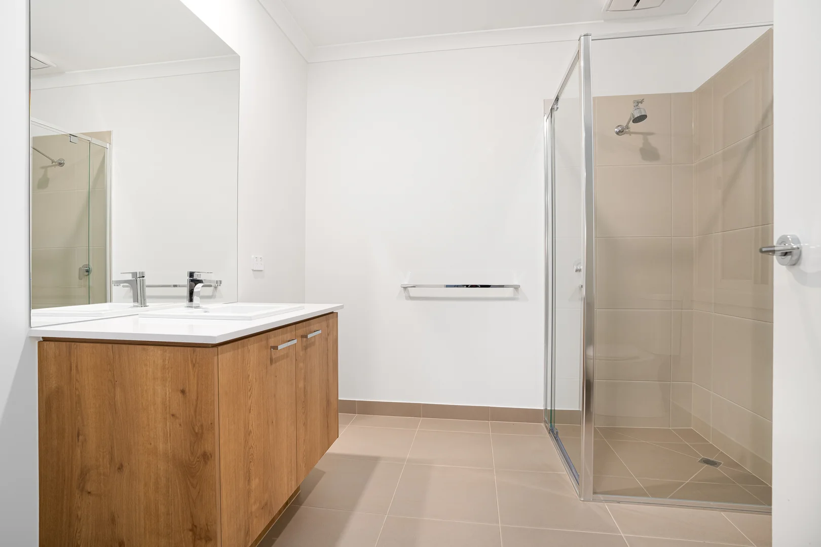 Additional image 8 of 374 Charlemont Road, Armstrong Creek VIC 3217