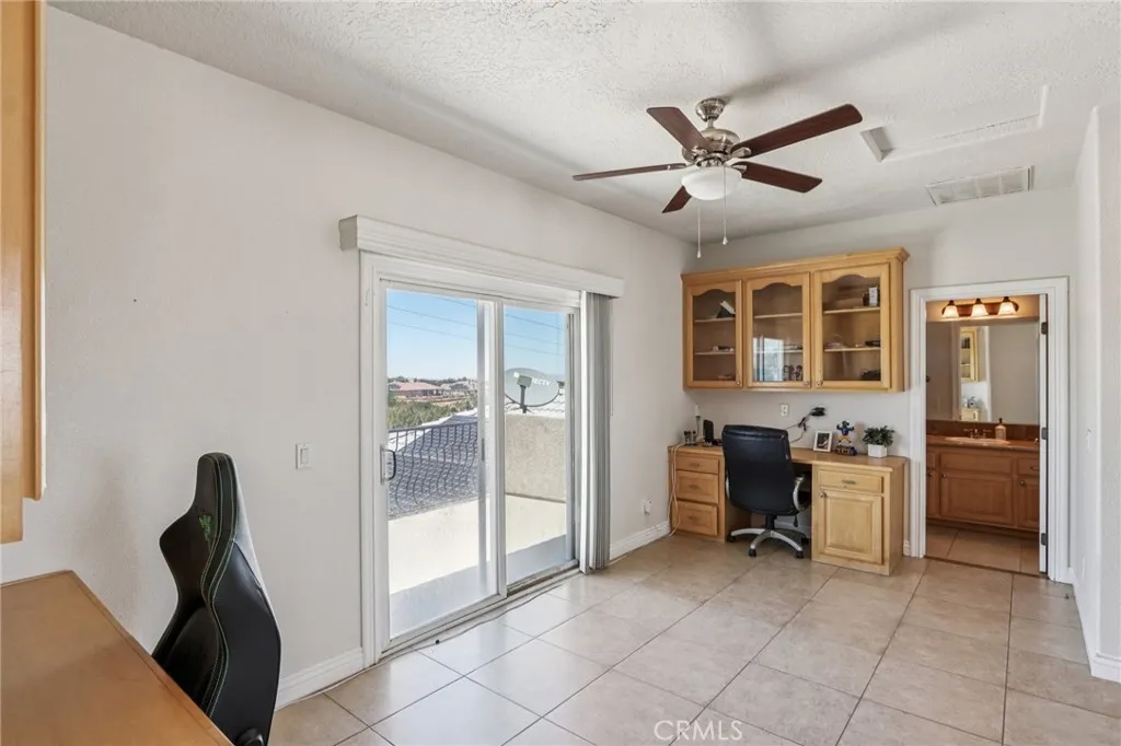 Additional image 55 of 8294 Aster Road, Oak Hills, CA 92344