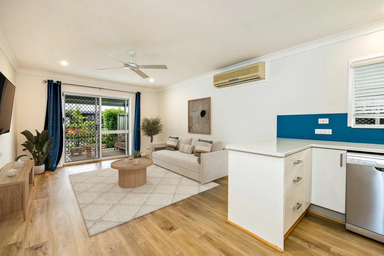 Additional image 2 of 10/473-479 McCoombe Street, Mooroobool QLD 4870