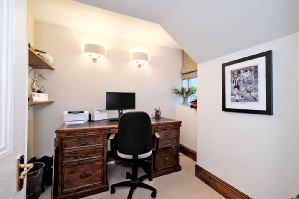 Additional image 10 of 5 bed terraced house to rentFountainhall Road, Aberdeen AB15