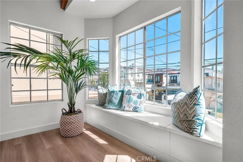Additional image 9 of 1731 Spreckels Lane, Redondo Beach, CA 90278