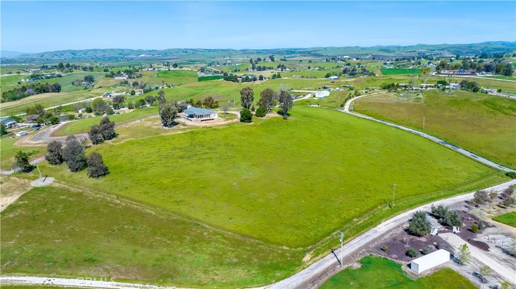 Additional image 150 of 1876 Rancho Lomas Way, San Miguel, CA 93451