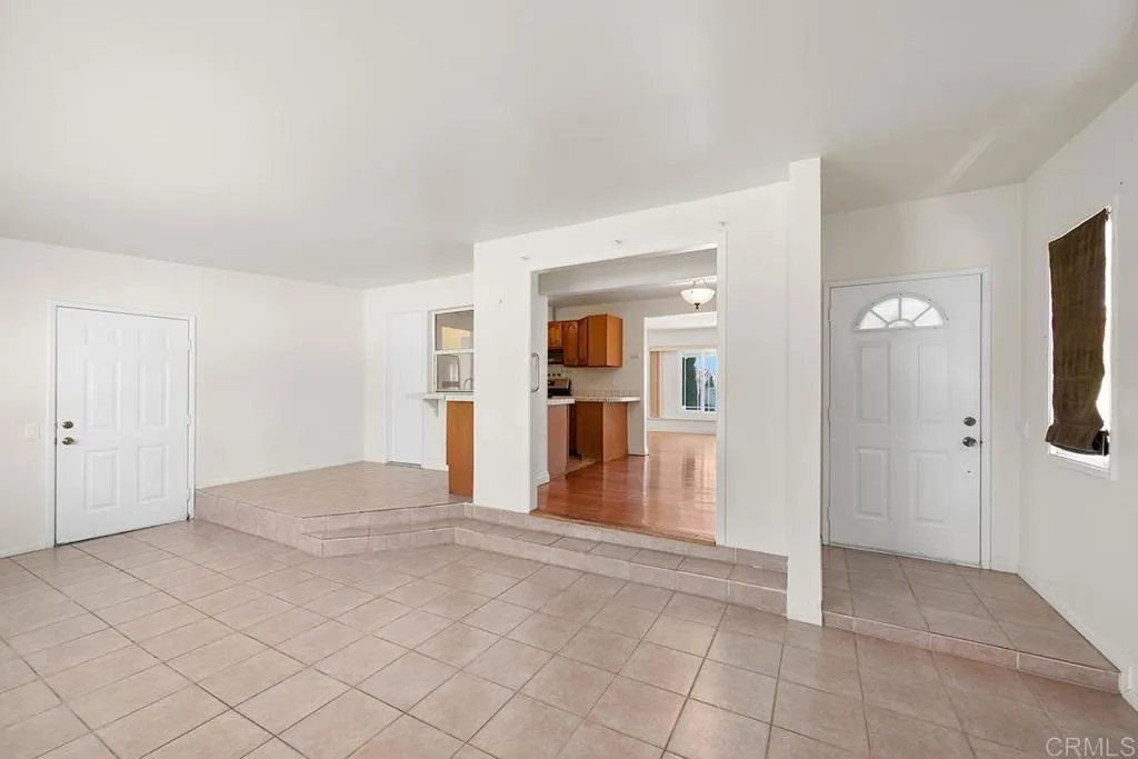 Additional image 27 of 2735 Kausman Street, San Diego, CA 92139
