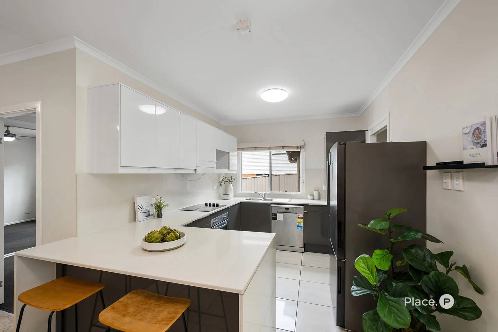 Additional image 4 of 144 Marshall Road, Holland Park West QLD 4121
