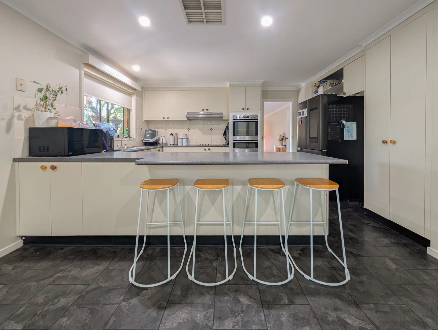 Additional image 3 of 1 Green Court, Swan Hill VIC 3585