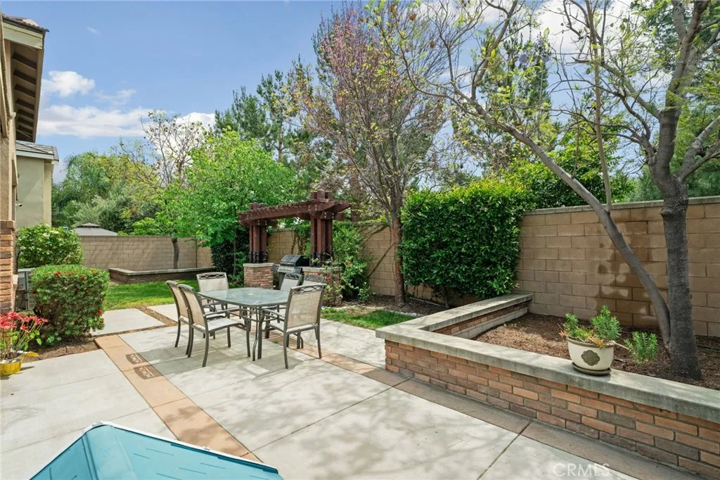 13101 Baxter Springs Dr, Rancho Cucamonga, CA 91739