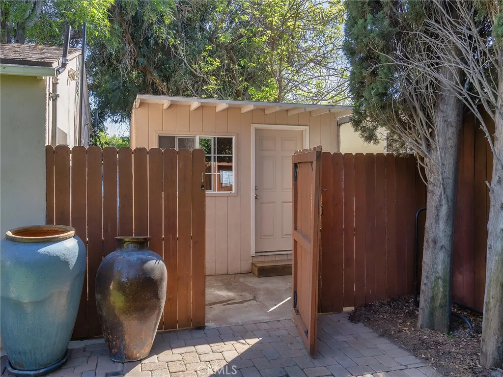 Additional image 47 of 5233 Lemp Avenue, Valley Village, CA 91601
