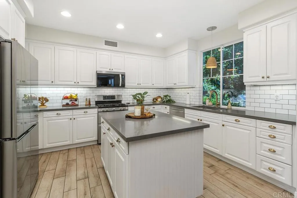 Additional image 70 of 39947 Hudson Ct, Temecula, CA 92591