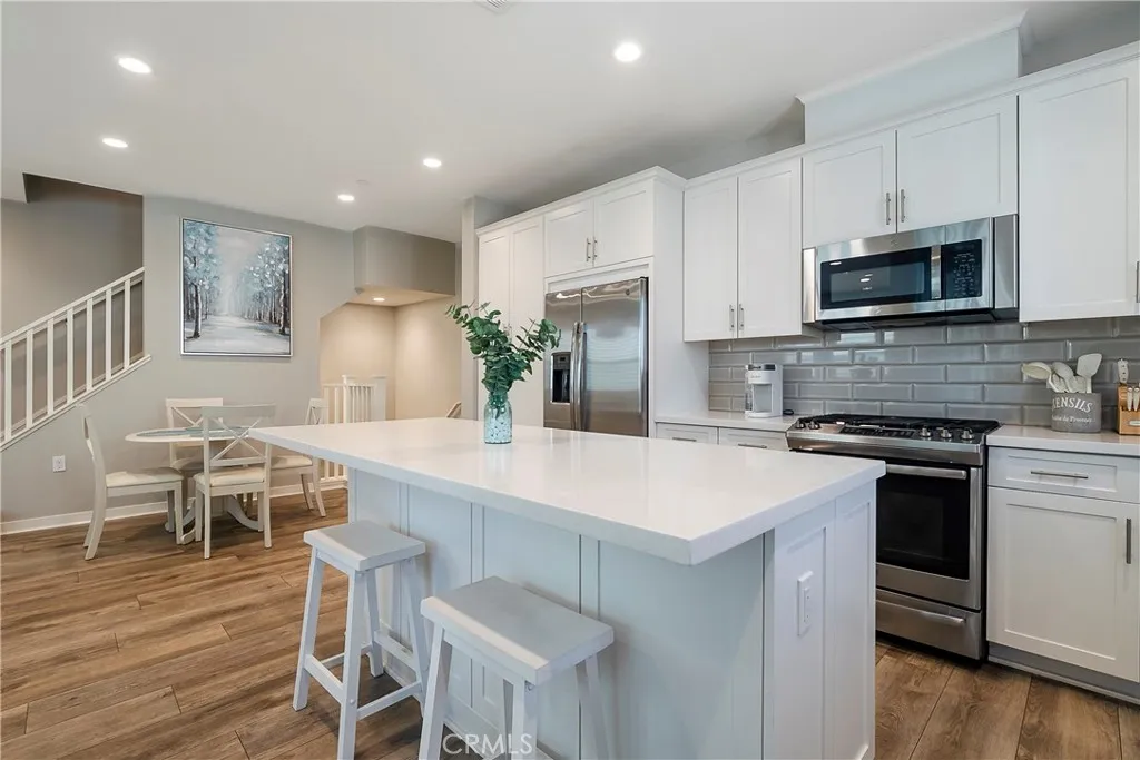 Additional image 4 of 19536 Cardin Place, Northridge, CA 91324