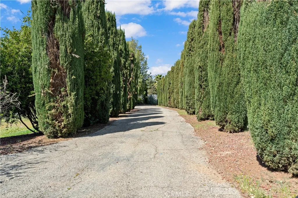 Additional image 3 of 16872 Iris St, Riverside, CA 92504