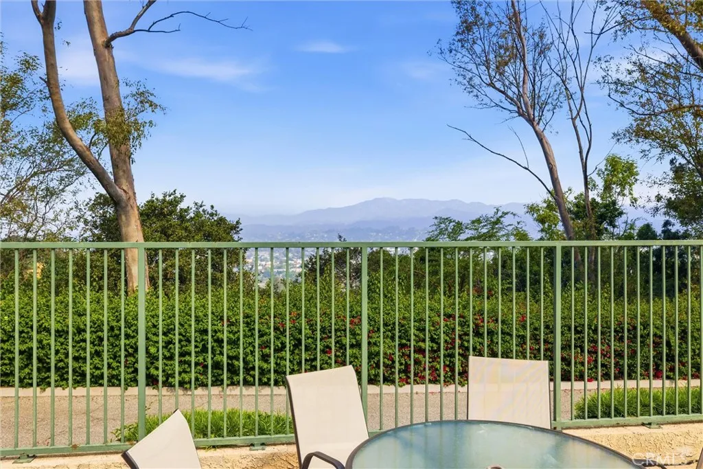 Additional image 31 of 4275 Via Arbolada Unit 210, Los Angeles, CA 90042