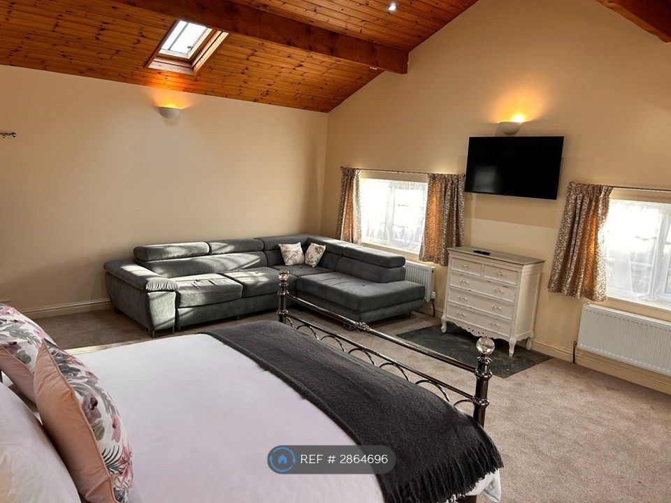 Additional image 6 of 4 bed detached house to rentSagars Road, Wilmslow SK9