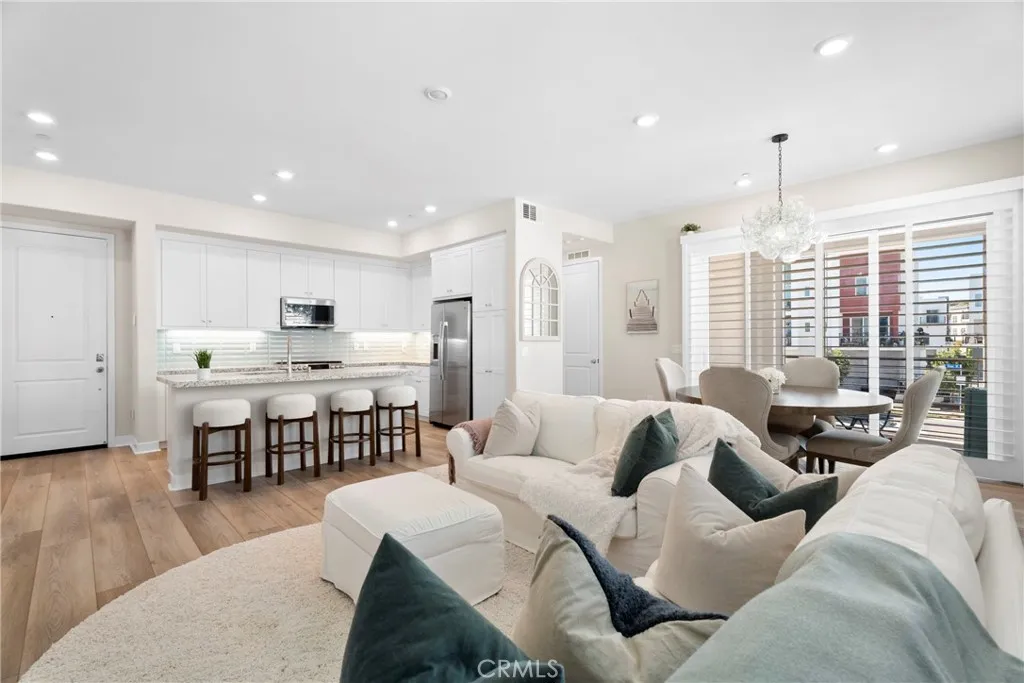 Additional image 2 of 27466 Mercantile Court Unit 204, Valencia, CA 91381
