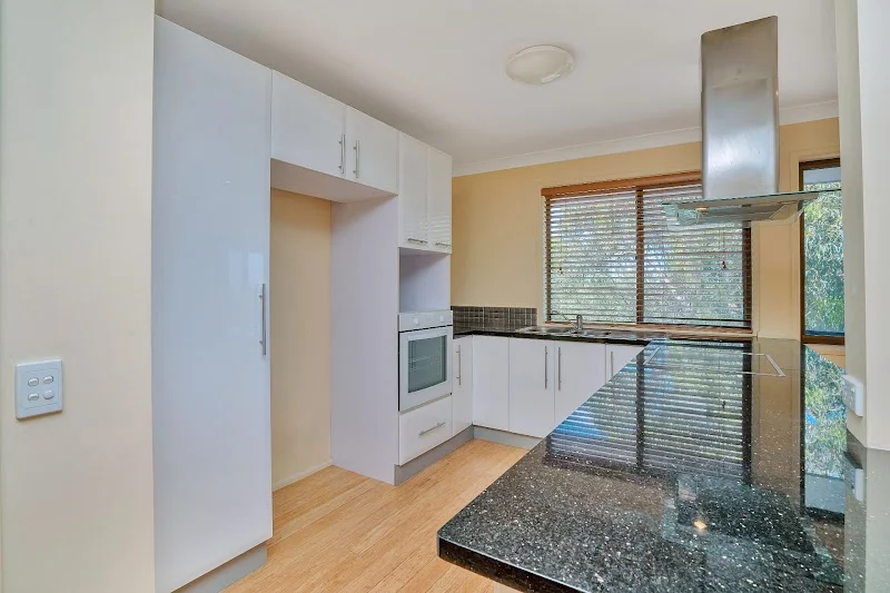 Additional image 2 of 2/11 Balfour Crescent, Highland Park QLD 4211