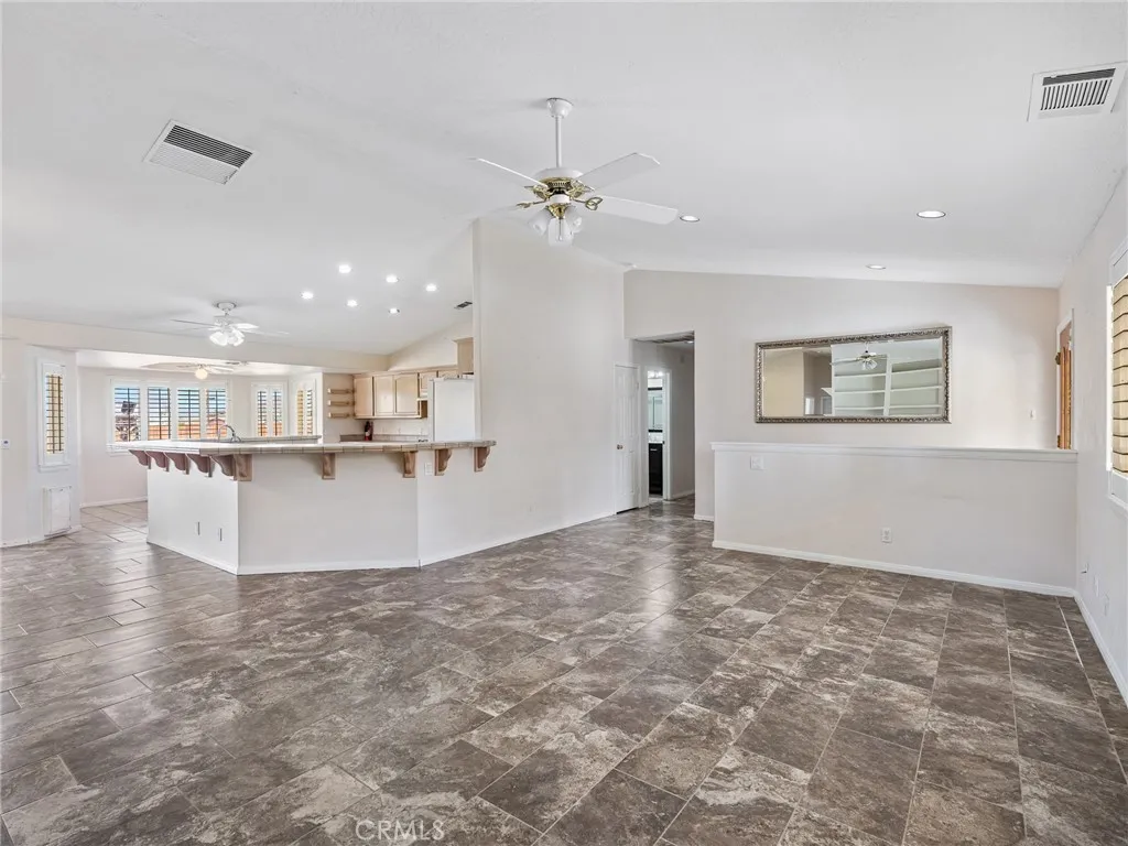 Additional image 61 of 16992 Joshua Rd, Apple Valley, CA 92307