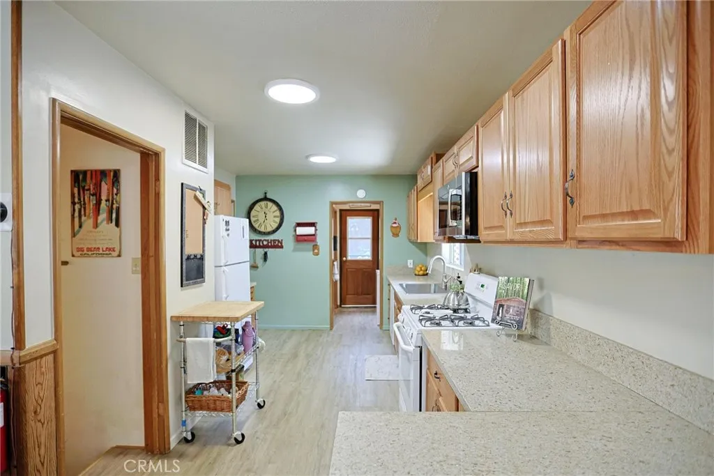 Additional image 55 of 43535 Shasta Place, Big Bear Lake, CA 92315