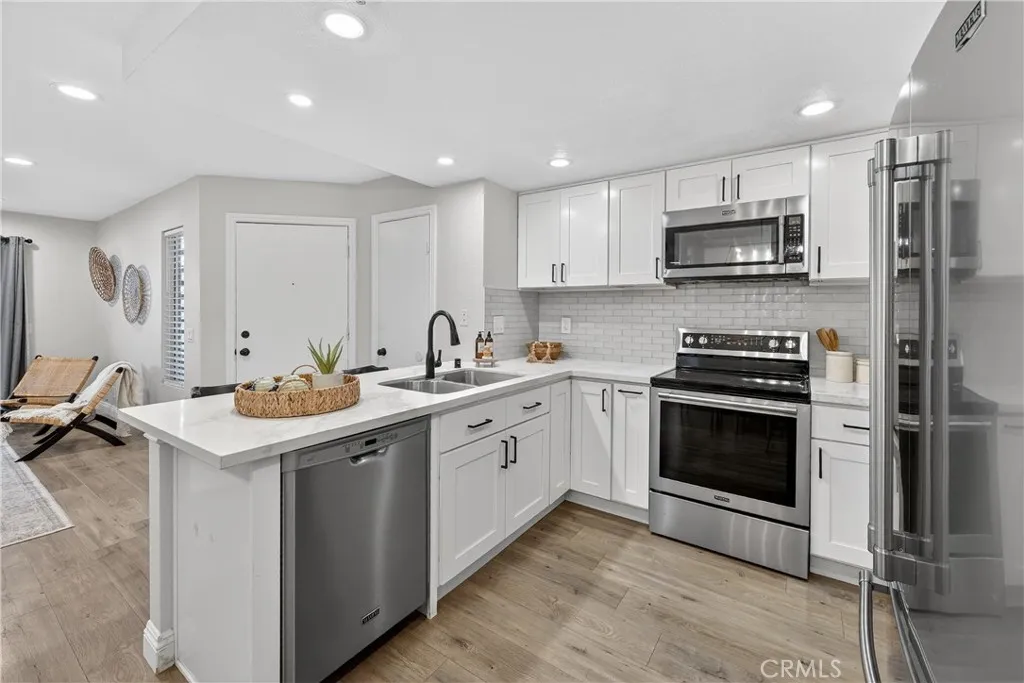 Additional image 2 of 2800 Keller Dr Unit 43, Tustin, CA 92782