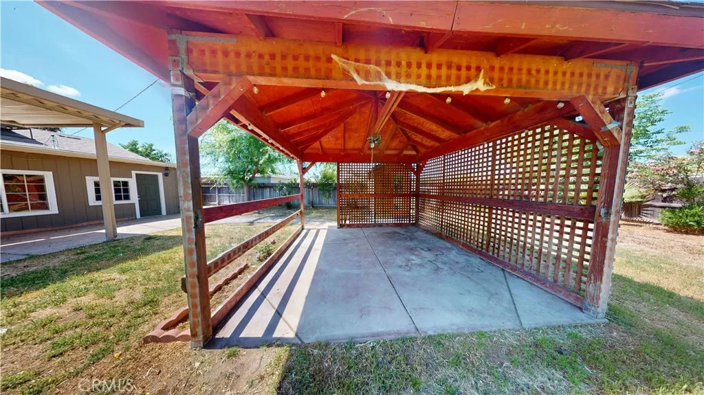 Additional image 61 of 1014 W Andrews Ave, Fresno, CA 93705