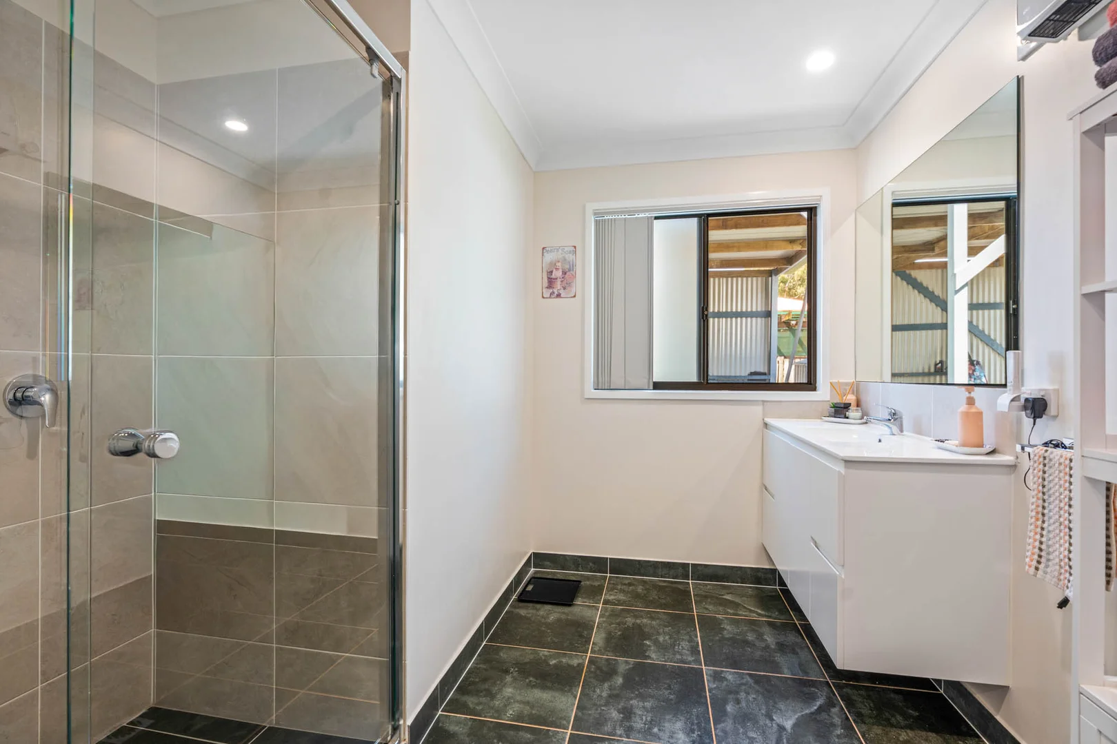Additional image 17 of 140 Canaipa Road, Russell Island QLD 4184