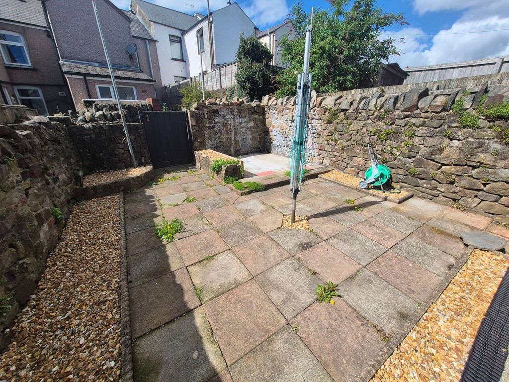 Additional image 25 of 3 bed terraced house to rentJohn Street, Pontypool NP4