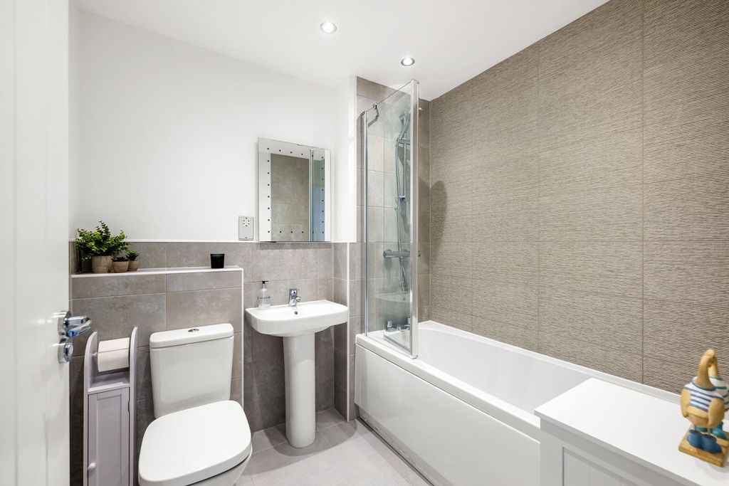 Additional image 17 of 4 bed detached house to rentField Avenue, Saxilby LN1