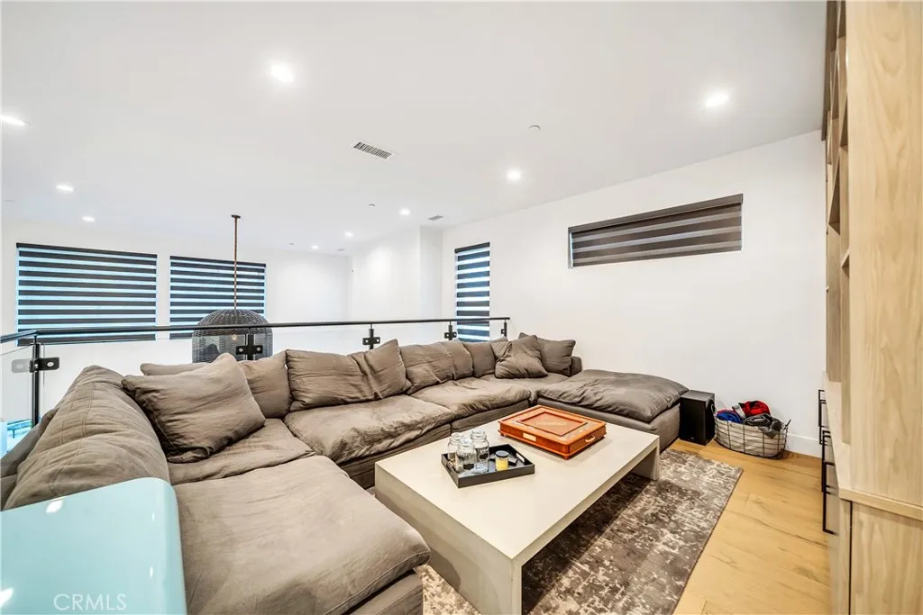 Additional image 39 of 20431 W Windsor Ln, Porter Ranch, CA 91326