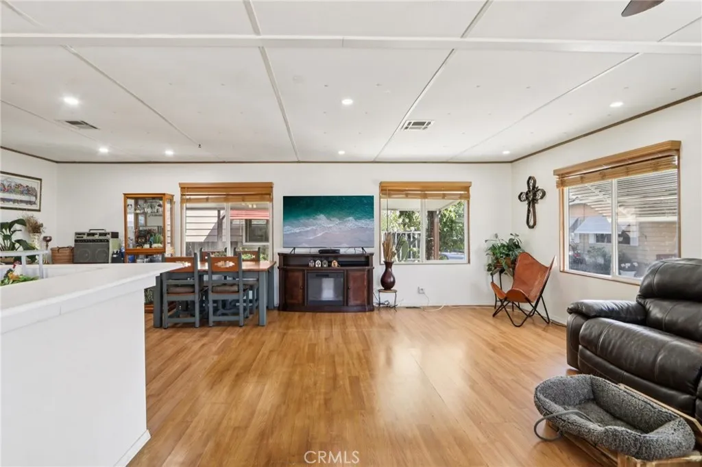 Additional image 31 of 16079 Yarnell Street Unit C27, Sylmar, CA 91342