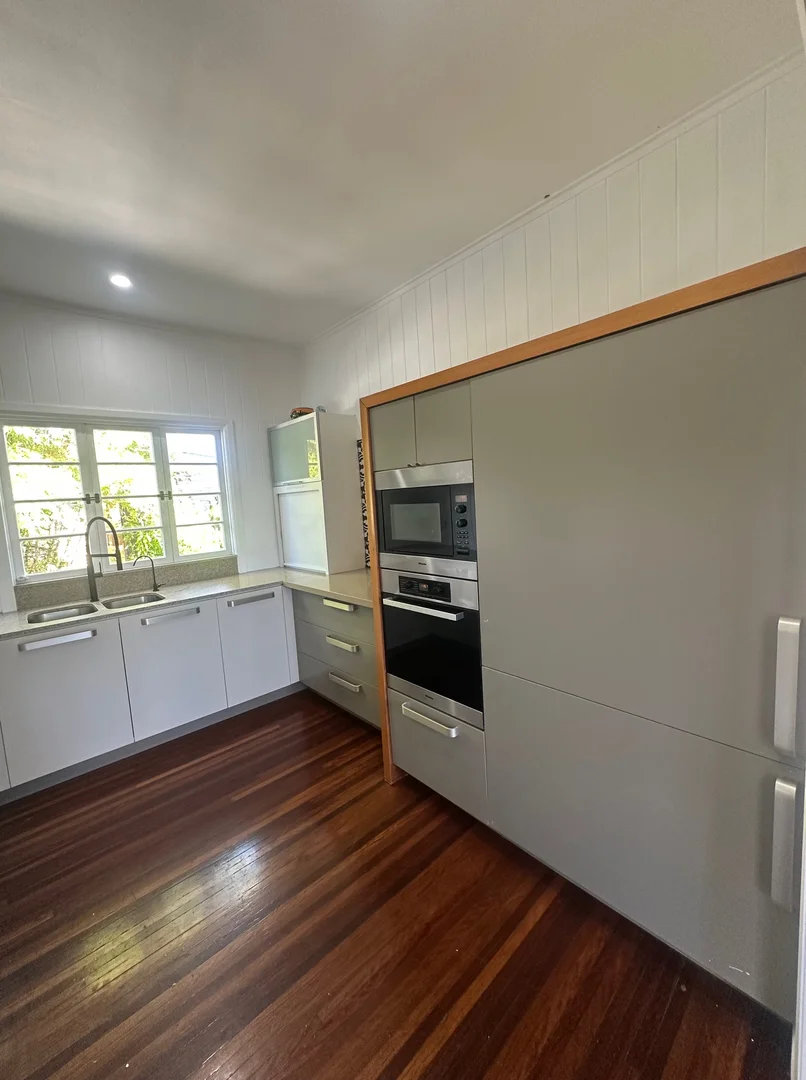 Additional image 8 of 33 Bideford Street, Torquay QLD 4655