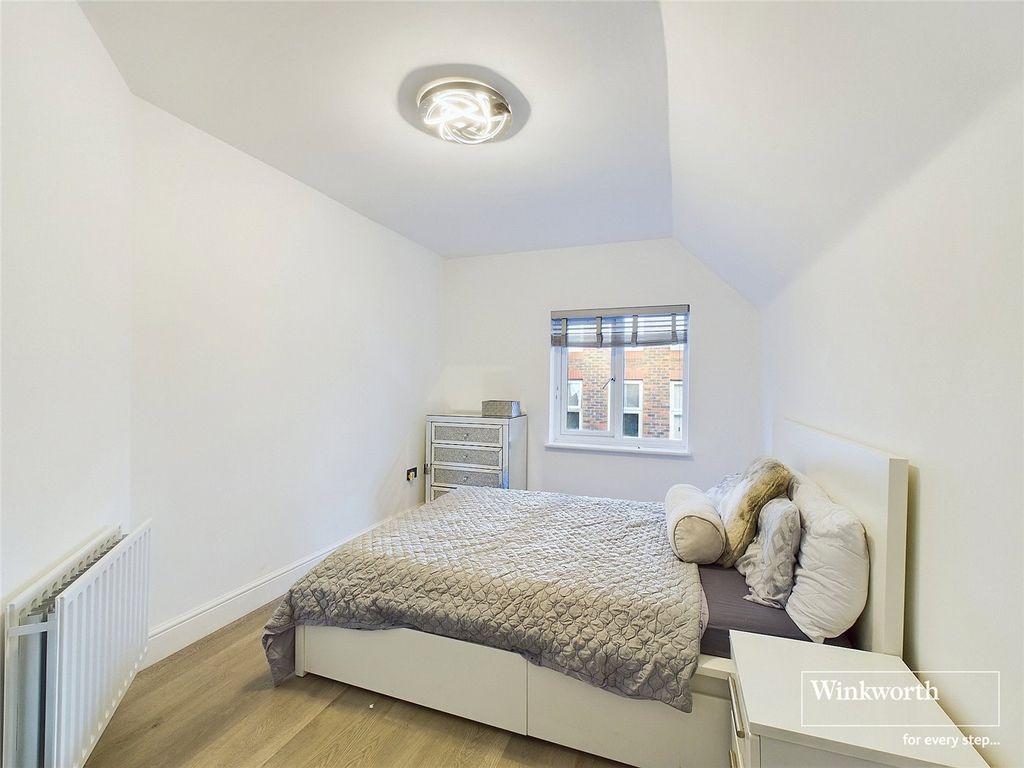 Additional image 5 of 1 bed flat to rentAlder House, St. Giles Close, Reading, Berkshire RG1