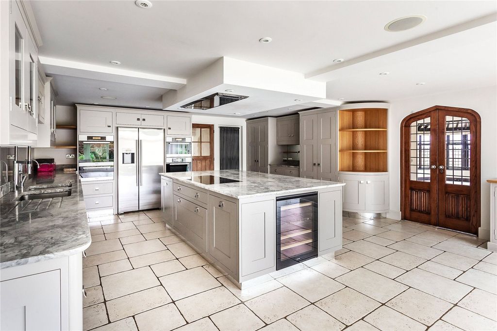 Additional image 8 of Land to rentHalfpenny Lane, Chilworth, Guildford, Surrey GU4