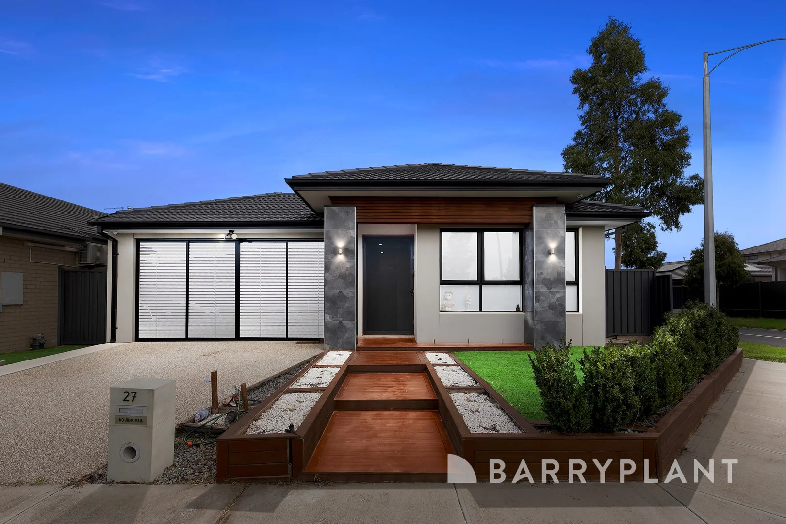 27 Voyager Boulevard, Tarneit VIC 3029