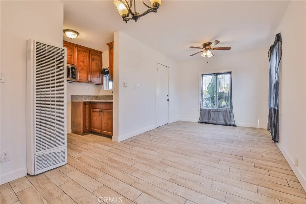 Additional image 12 of 1712 E 57th St, Los Angeles, CA 90058