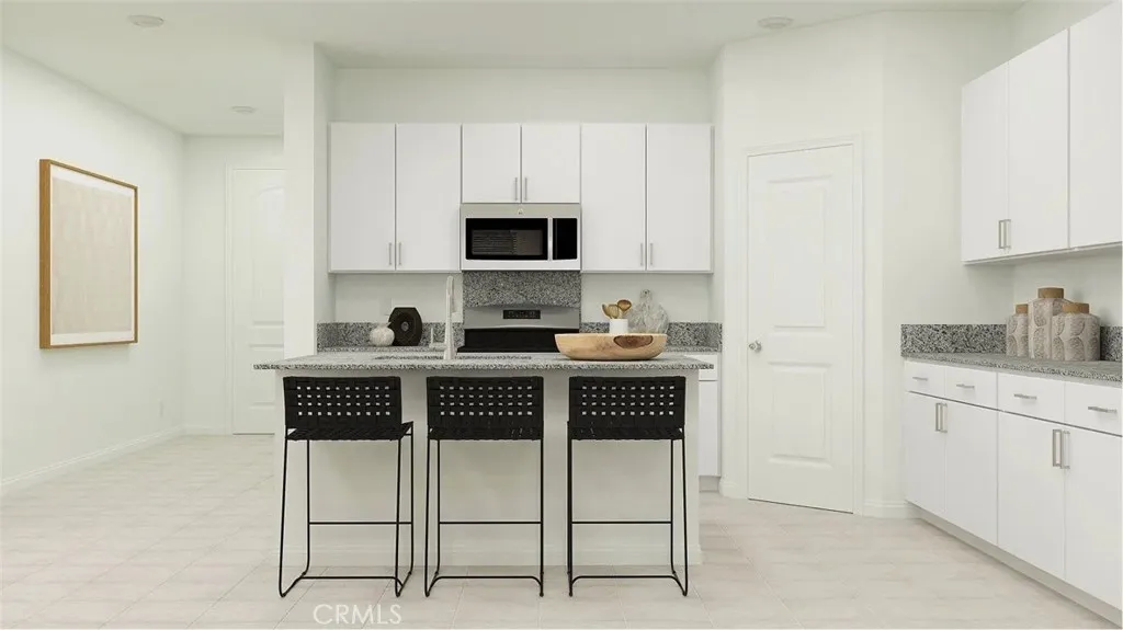Additional image 3 of 17621 Bassets Street, Hesperia, CA 92345