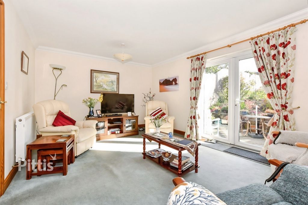 Additional image 7 of 4 bed semi-detached house to rentSt. Saviours Road, Totland Bay PO39