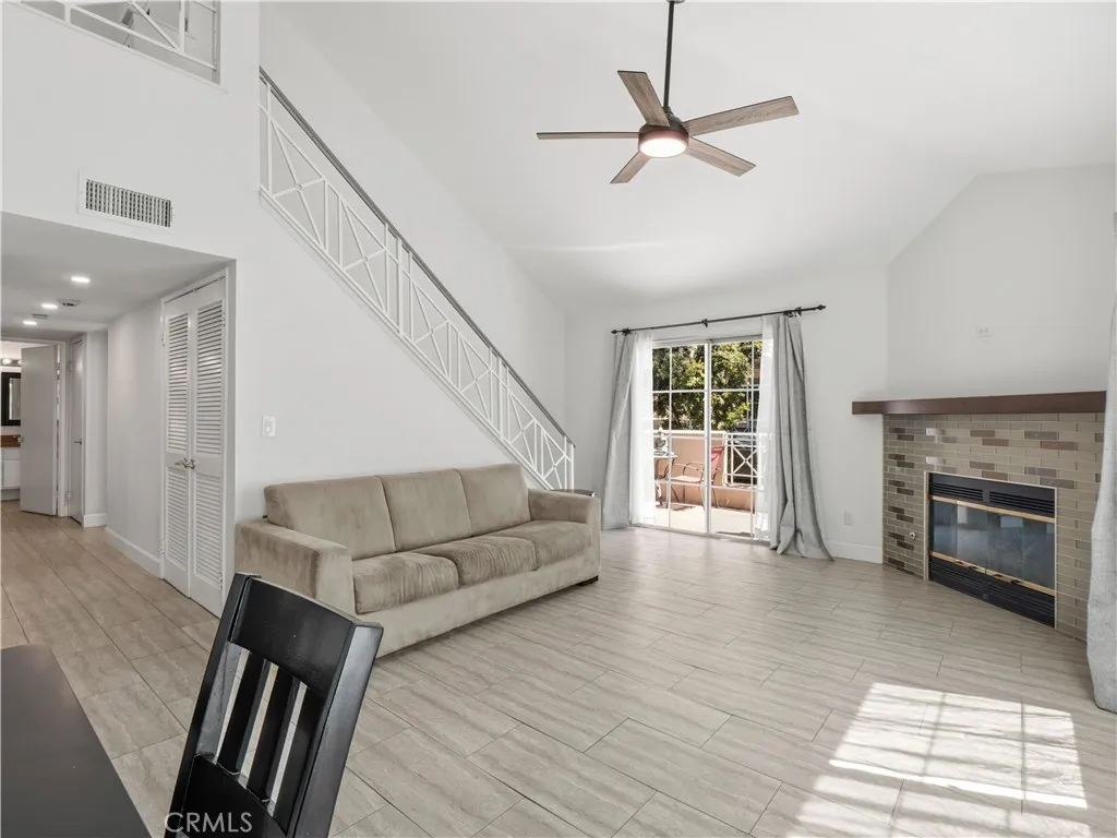 Additional image 6 of 23735 Del Monte Dr Unit 170, Valencia, CA 91355