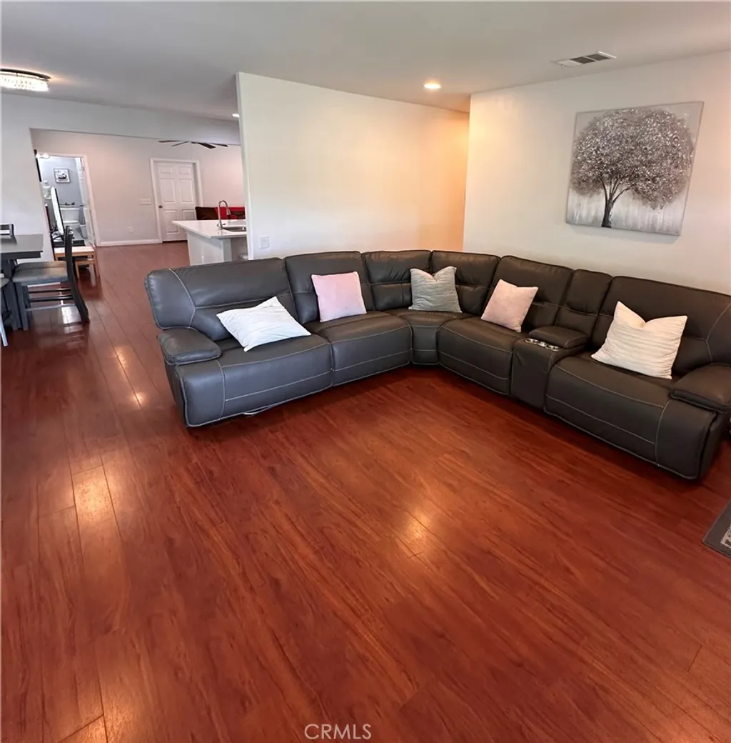 Additional image 5 of 514 W Randall Ave, Rialto, CA 92376